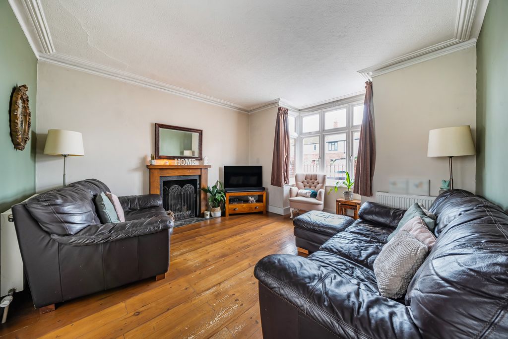 Property photo 3 of 15 Picture No. 05
