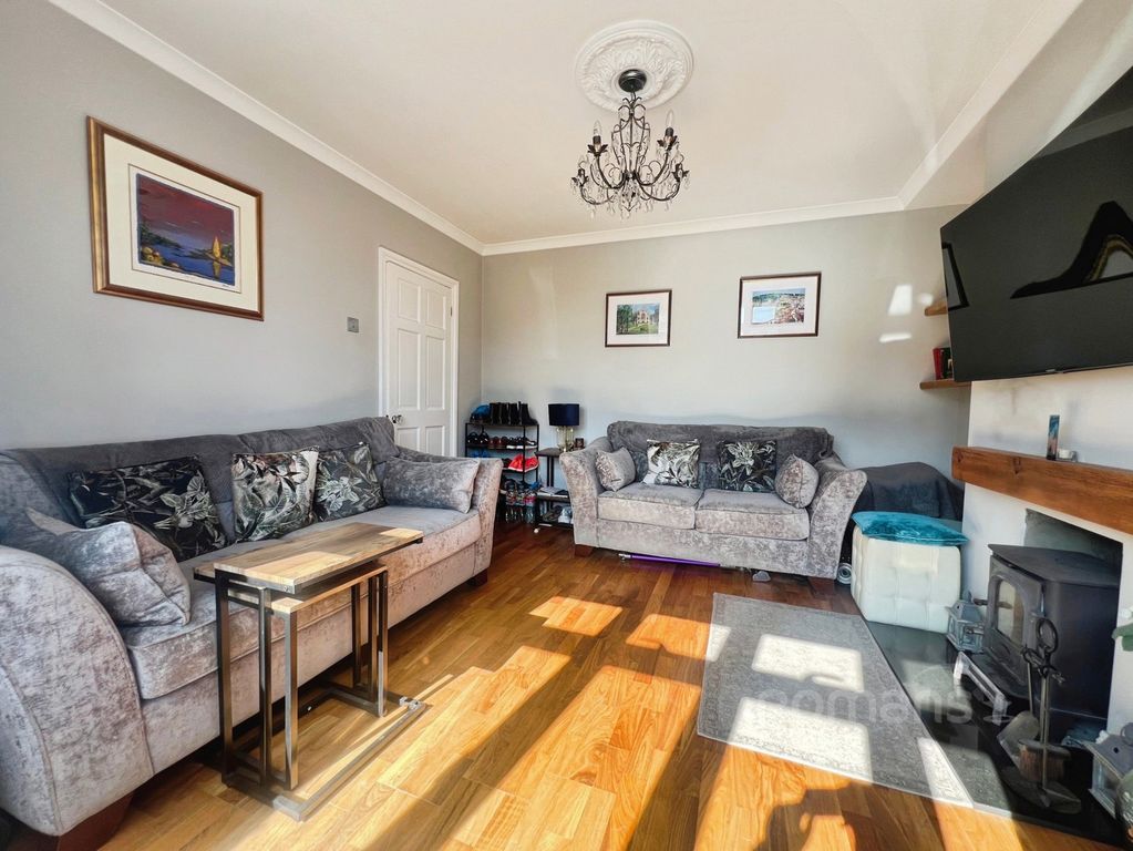 Property photo 2 of 29 Pbox-Img.Jpg