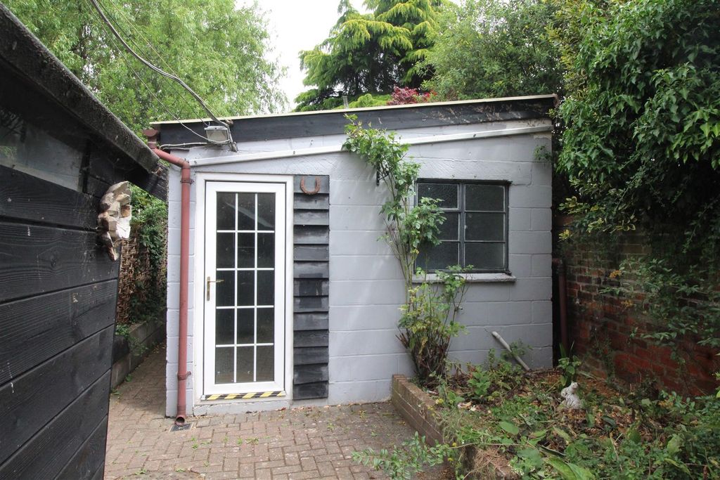 Property photo 2 of 13 Img_4136.Jpg
