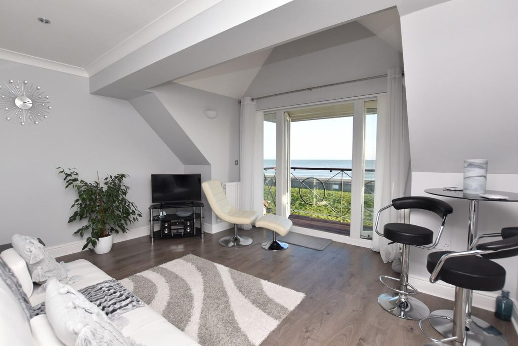 Property photo 1 of 22 7 Seaview New (16).Jpg