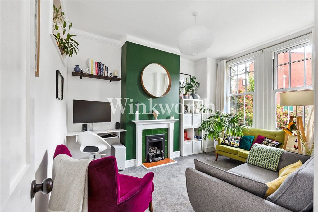Property photo 2 of 18 Picture No. 02