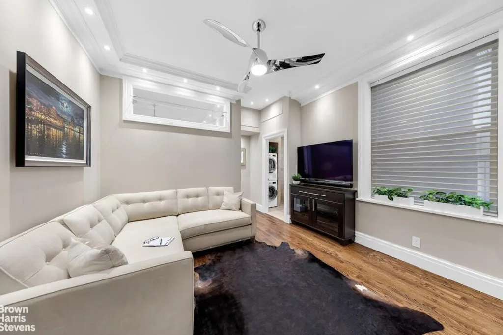 Property photo 3 of 9 <Alttext/>