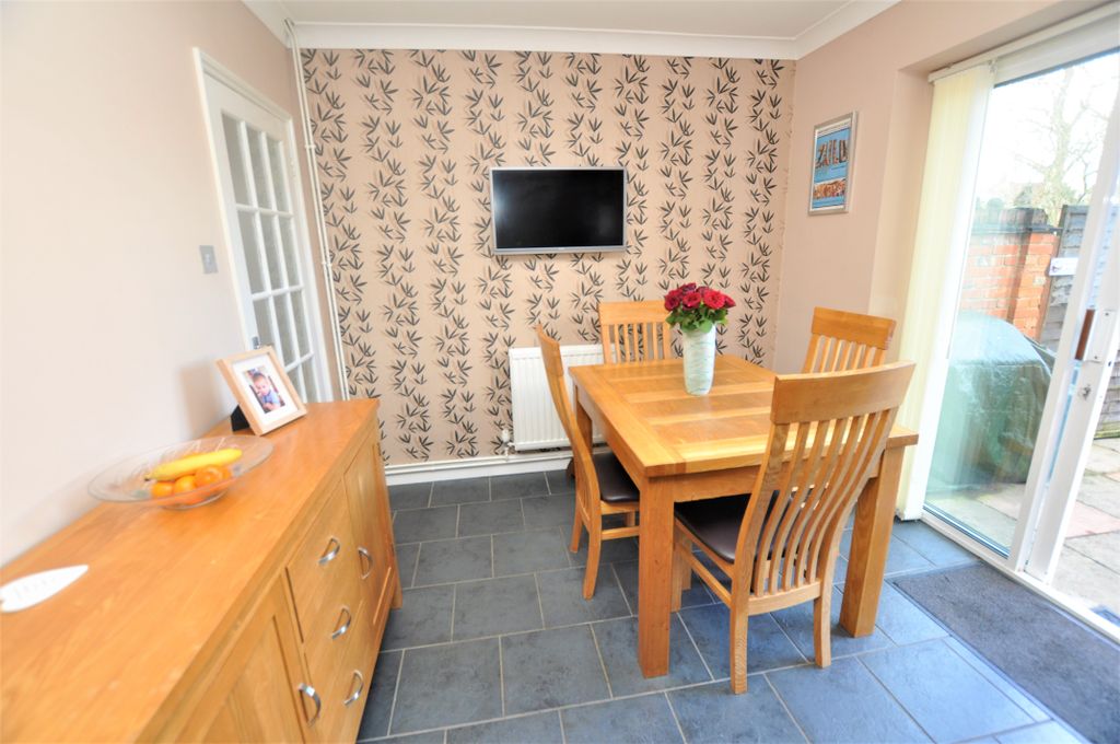 Property photo 3 of 14 Photo 03