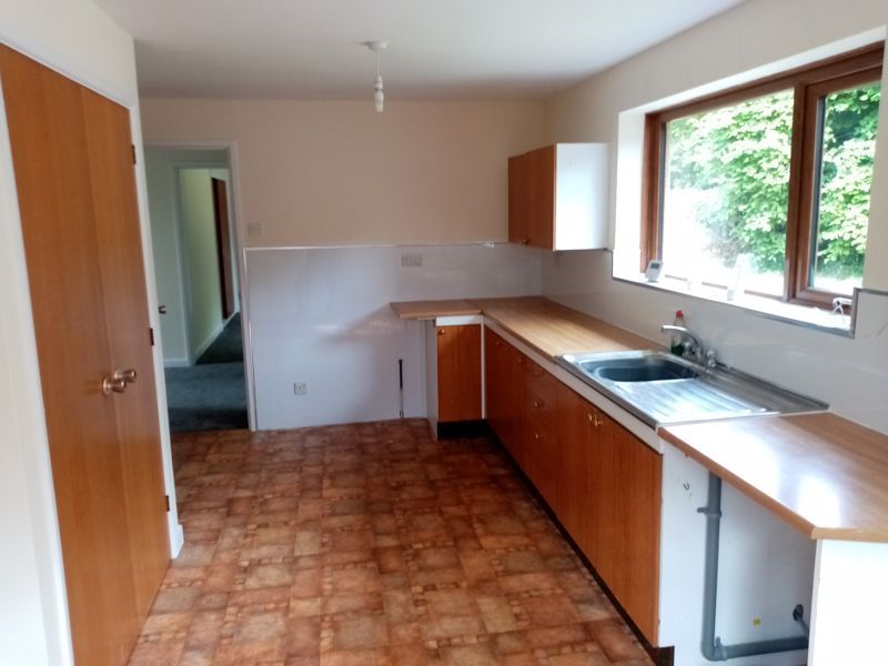 Property photo 3 of 16 Photo 1