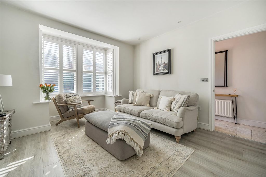 Property photo 3 of 19 1348532-20-68Bf0Df903E87.Jpg