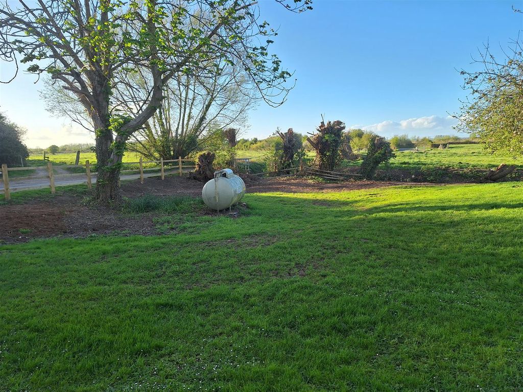 Property photo 2 of 20 1.Jpg