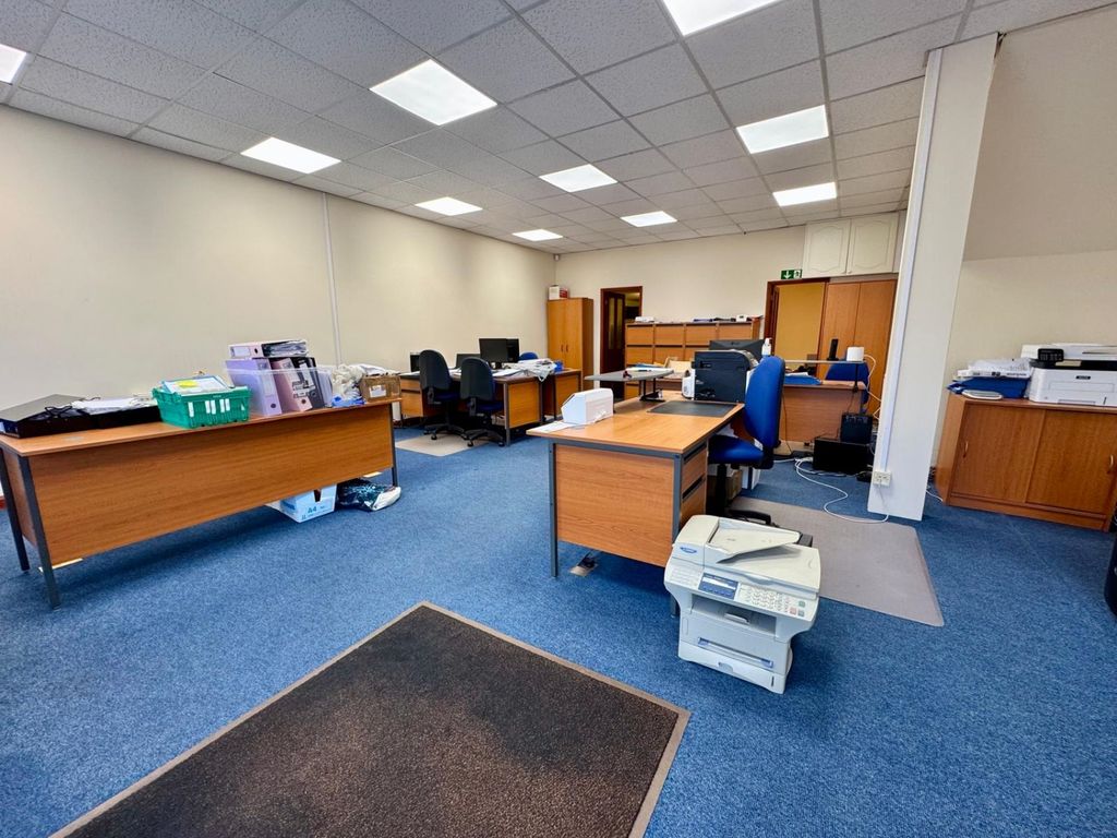 Property photo 2 of 19 5797A76c-61c2-4768-88Fb-2Db89c4Db8Fe