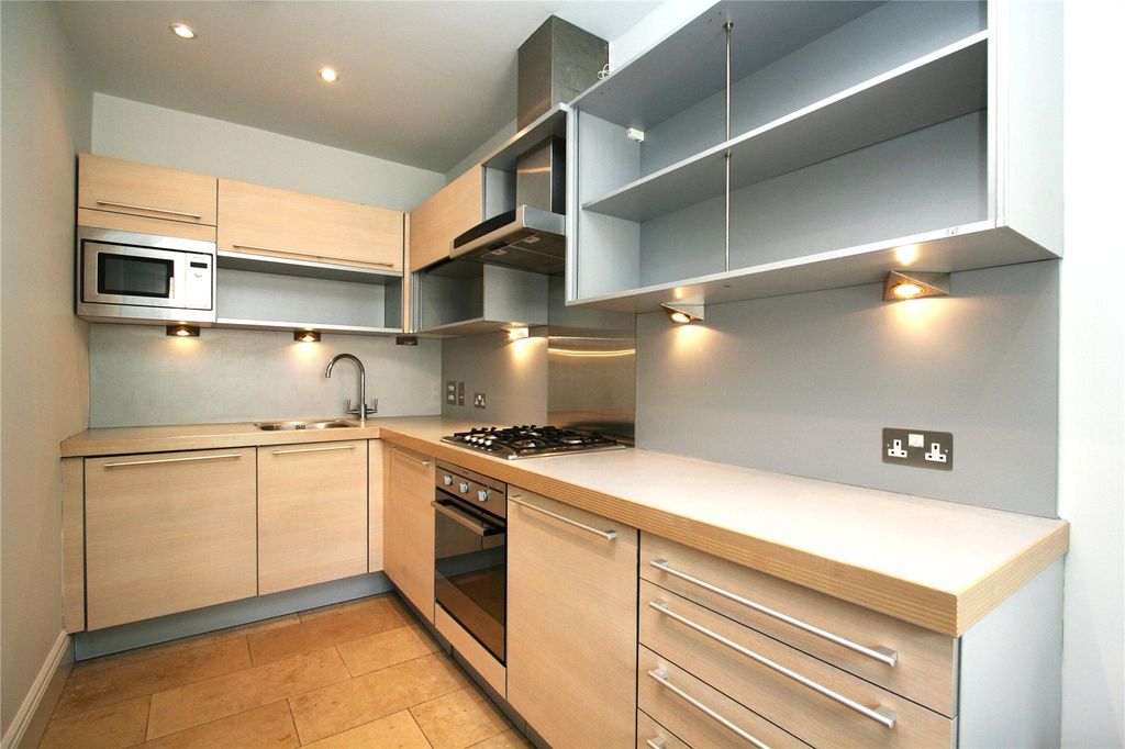 Property photo 2 of 9 Picture No. 22