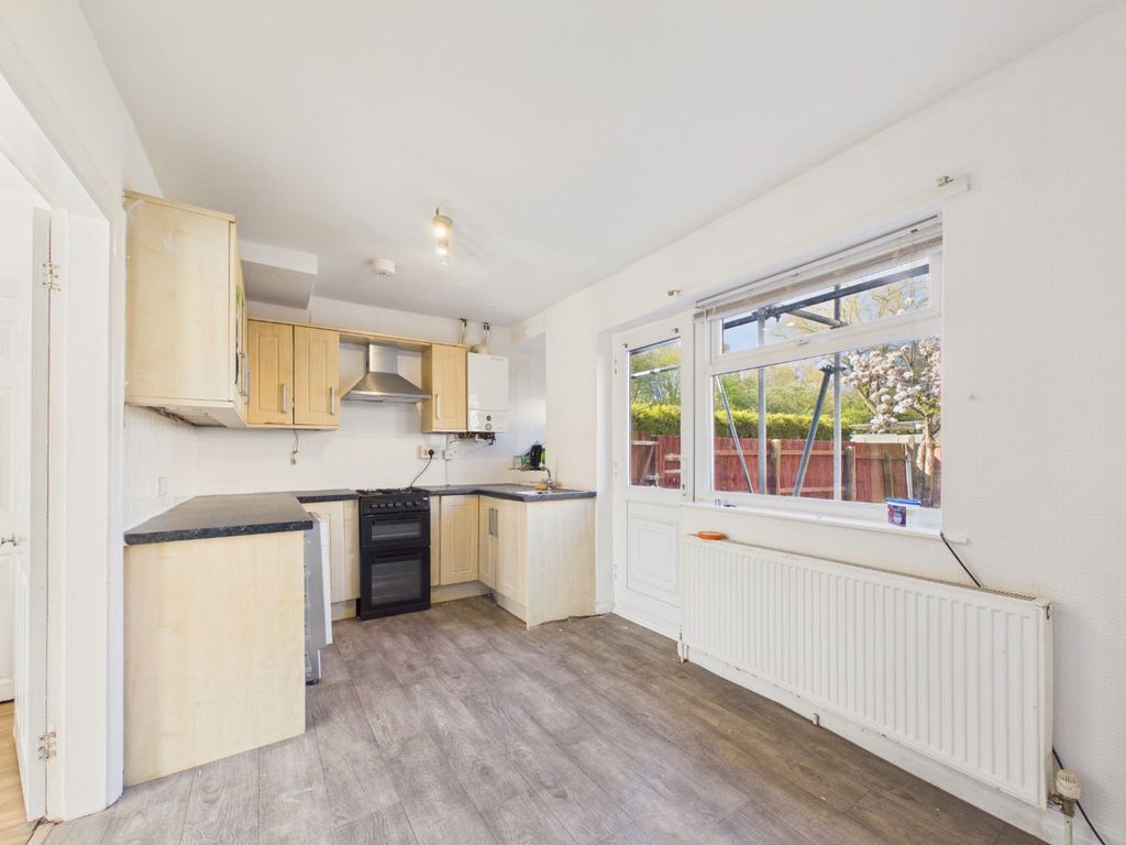Property photo 2 of 12 5031403