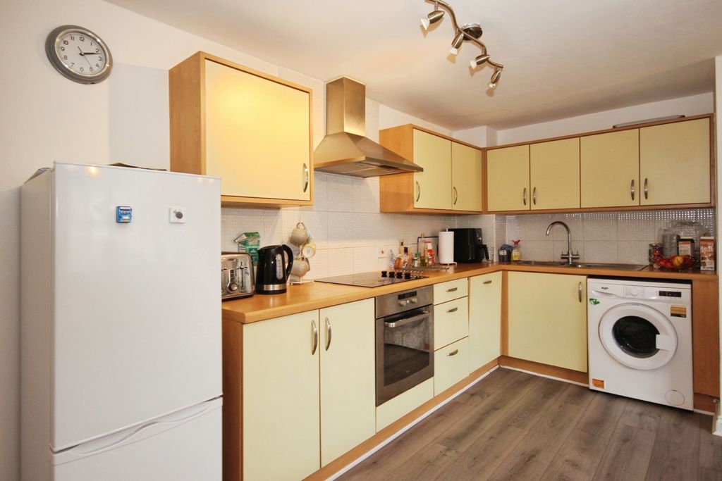 Property photo 2 of 13 Kitchen