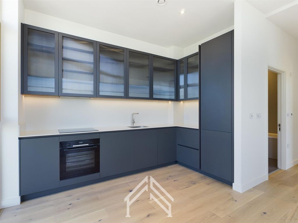 Property photo 2 of 8 Cam00128P1-Pr0105-Still05.Jpg