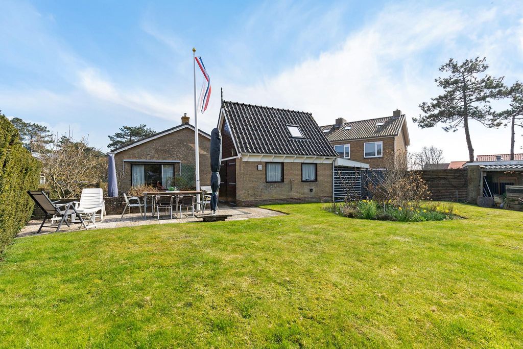 Property photo 2 of 70