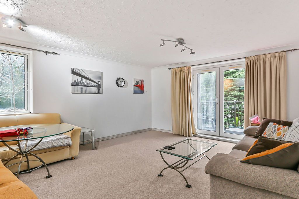 Property photo 2 of 17 Img_4450_19_Large