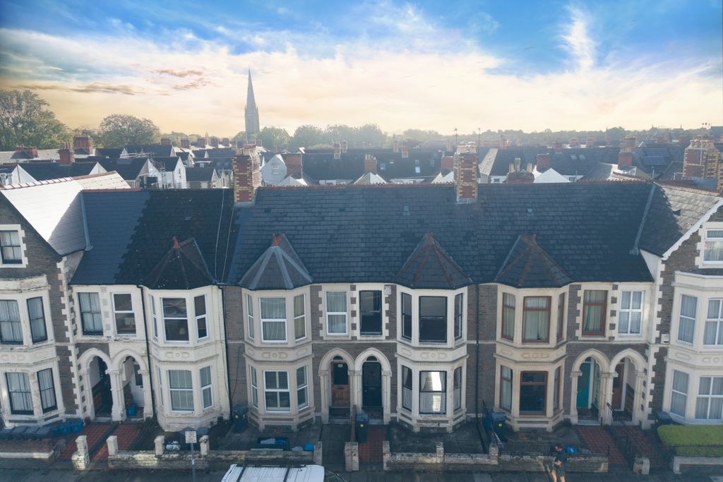 Property photo 1 of 27 Call 02920 454555 To Secure Your Viewing_1
