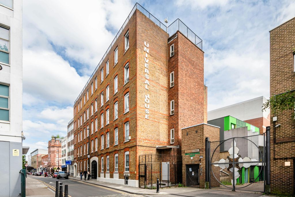 Property photo 2 of 2 Universal Hse 34F  Low Res 26.Jpg