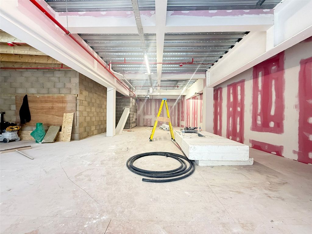 Property photo 3 of 7 Picture No. 02