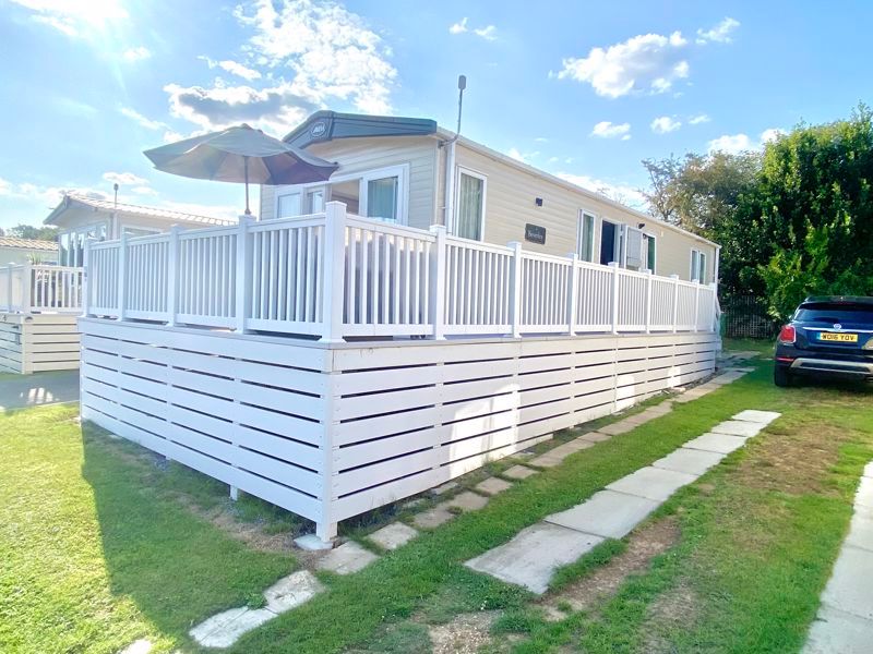 Property photo 1 of 18 Front