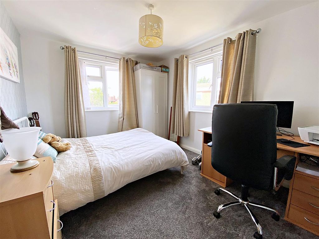 Additional image 9 of 2 bed flat for saleAlbion Street, Kenilworth CV8