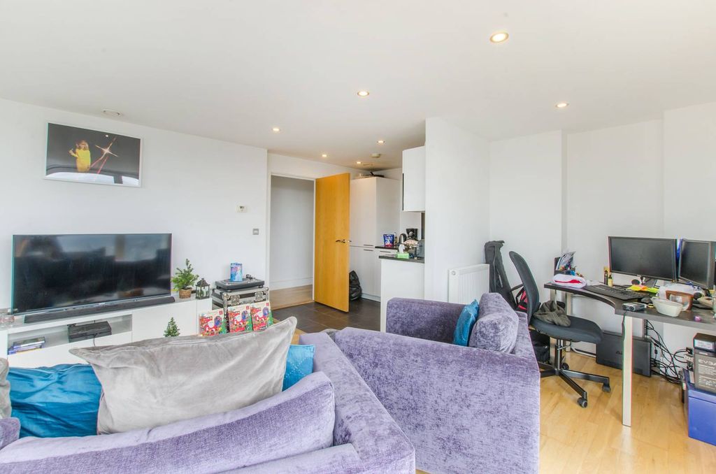 Property photo 1 of 5