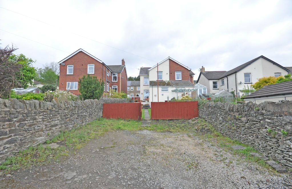Property photo 3 of 23 Photo 21
