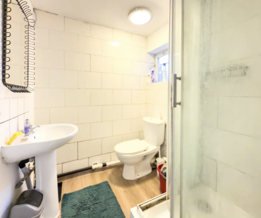 Property photo 3 of 4