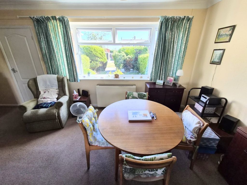 Property photo 3 of 20 5261366