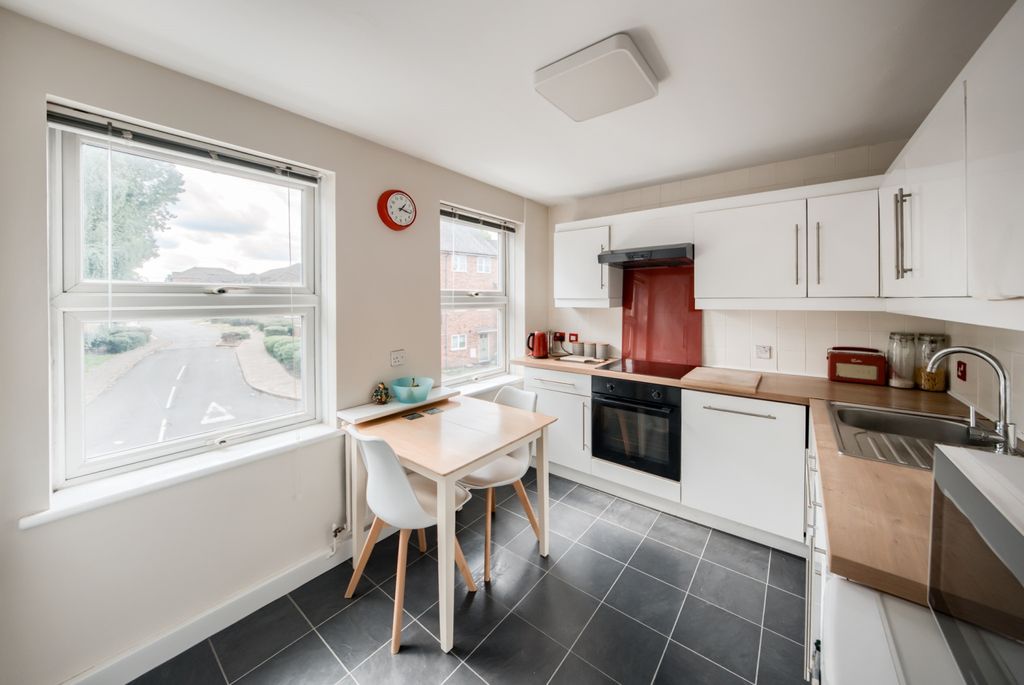 Property photo 1 of 11 Xh2A3182-Hdr(3)