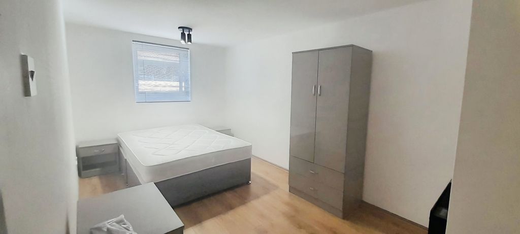 Property photo 3 of 10 2B42F5Be-Whatsapp 20Image 202026-06-25 20At 2011.4