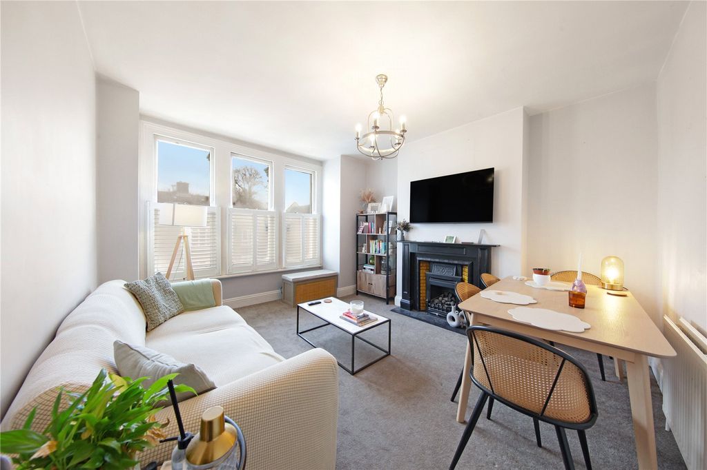 Property photo 2 of 7 Picture No. 29