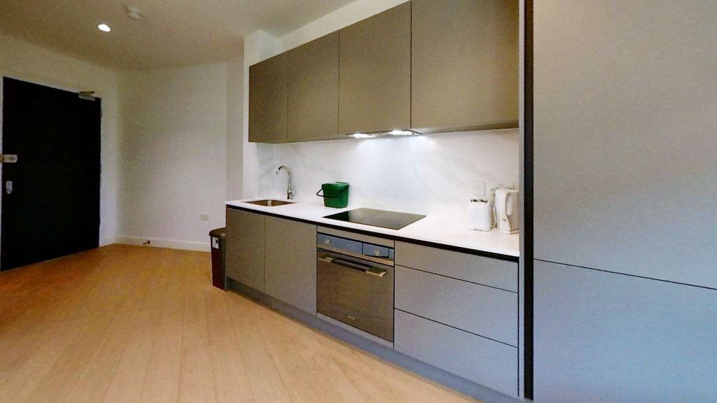 Property photo 2 of 12 Kitchen