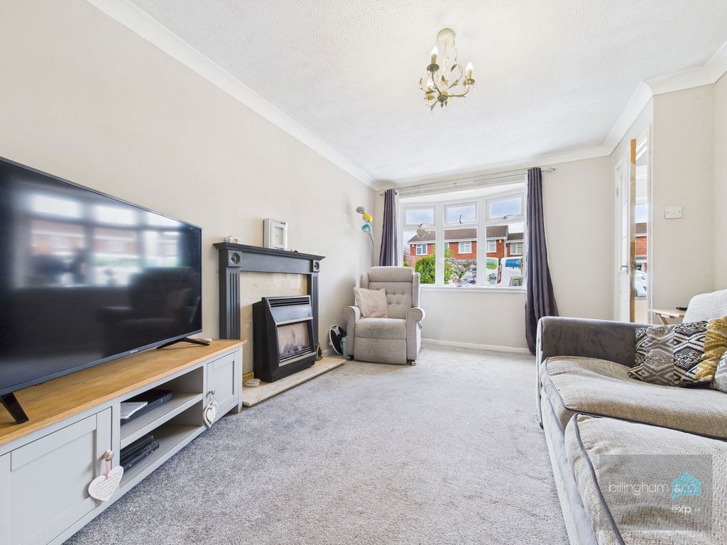 Property photo 3 of 19