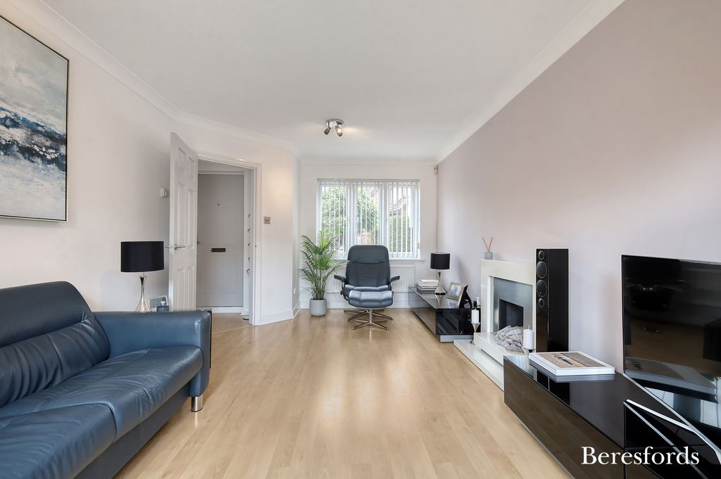 Property photo 3 of 16 Picture No. 15