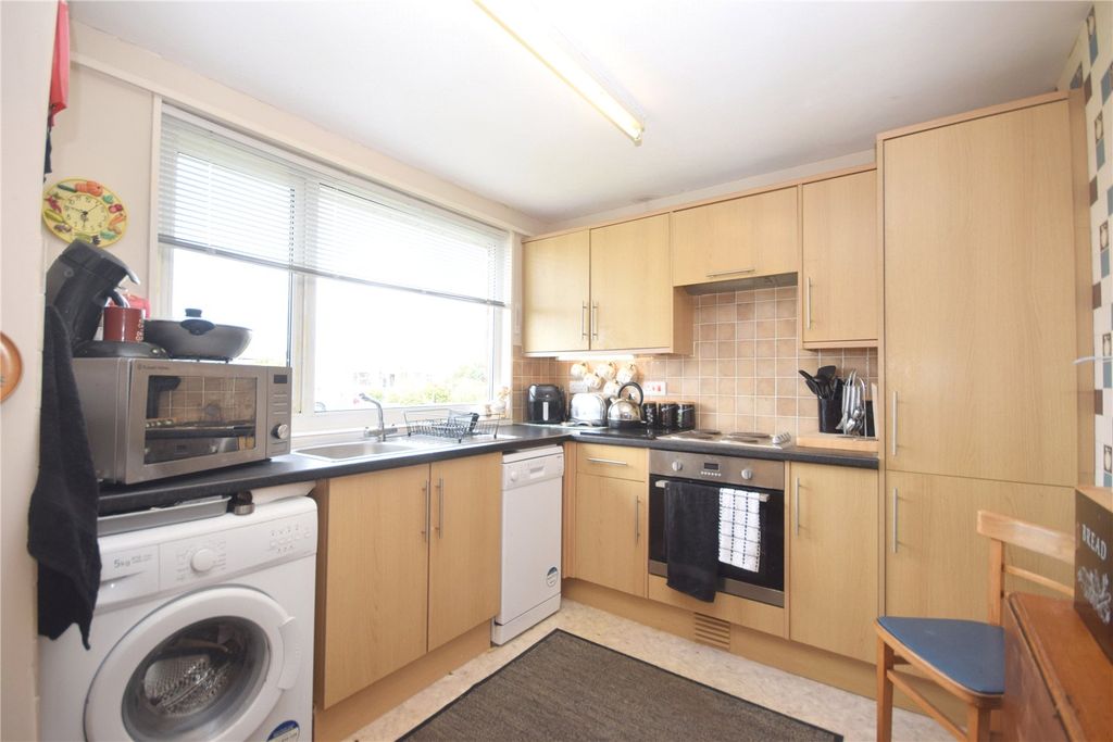 Property photo 2 of 13 Picture No. 02