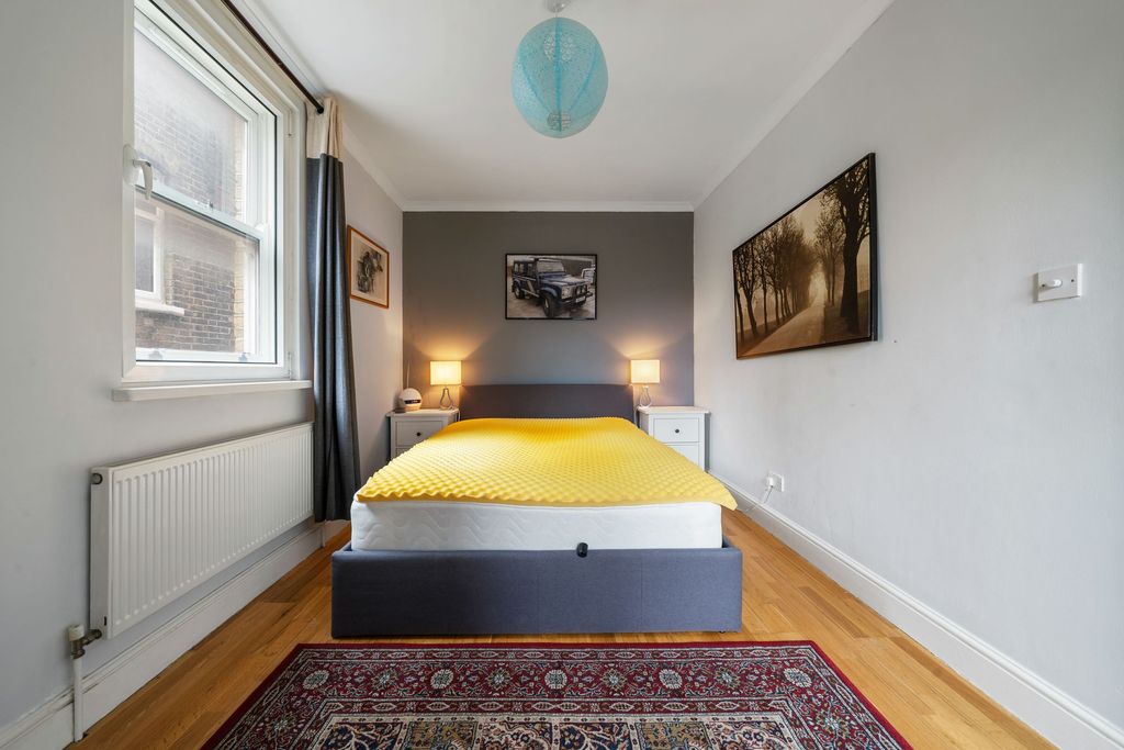 Property photo 2 of 12