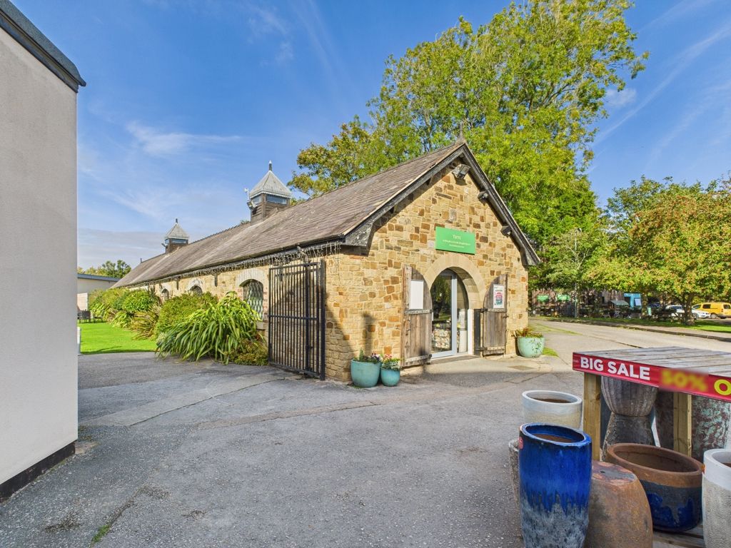 Property photo 2 of 8 Photo 2