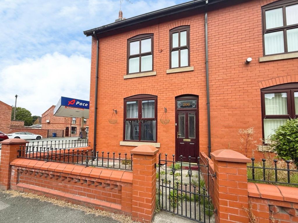 Property photo 1 of 13 2E8E068A-8-4600-9054-847460C73D45-8395-00000212361