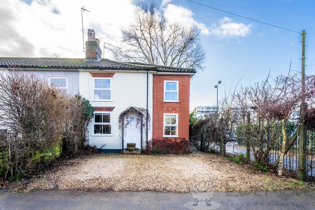 Property photo 1 of 12 Front View