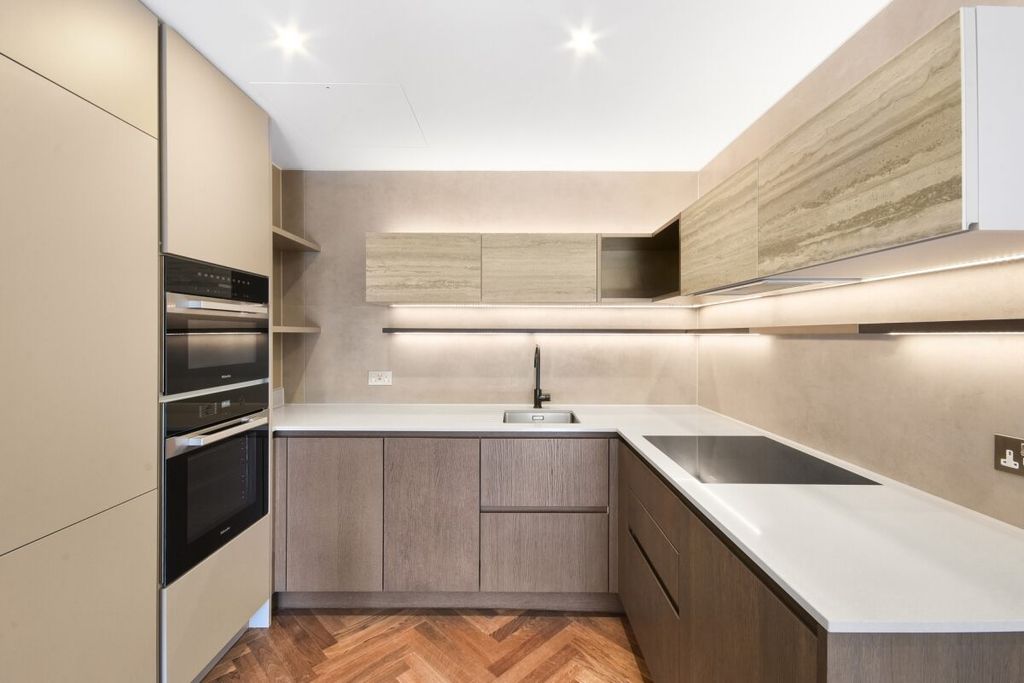 Property photo 2 of 8 Dsc_0214_High