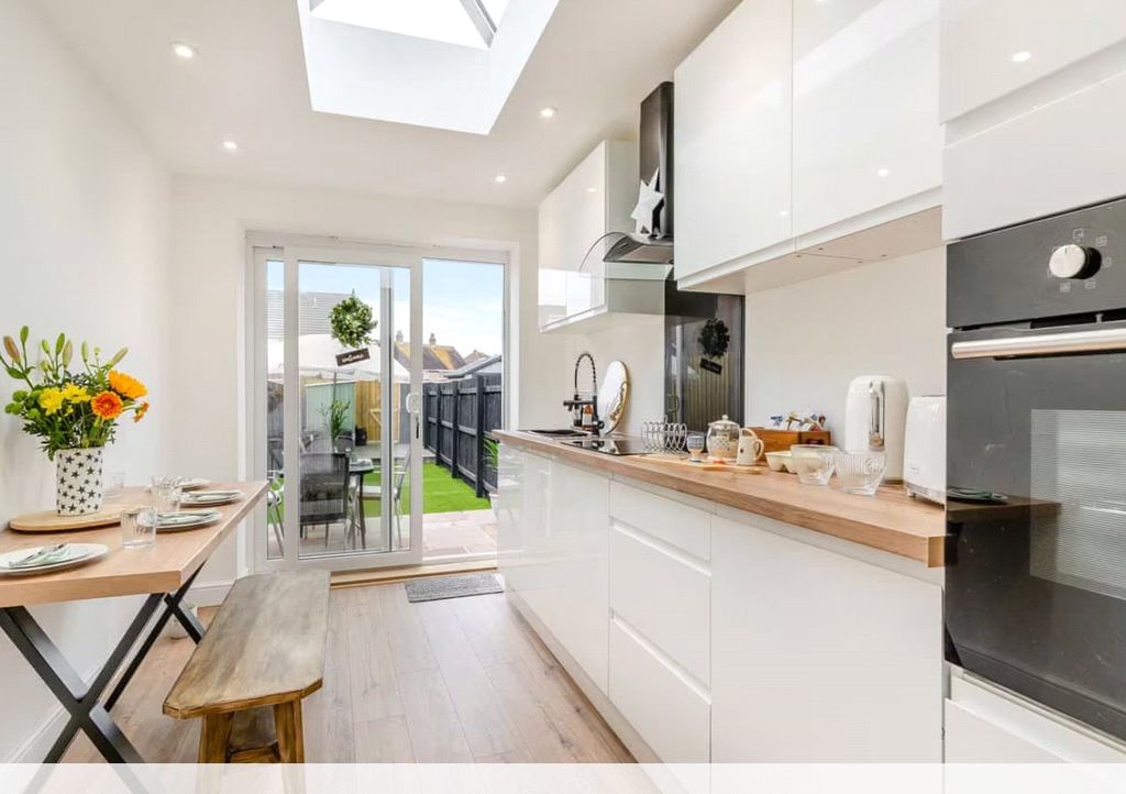 Property photo 3 of 16 Picture No. 43