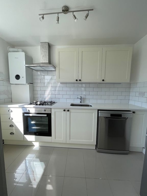 Property photo 1 of 15 Cover