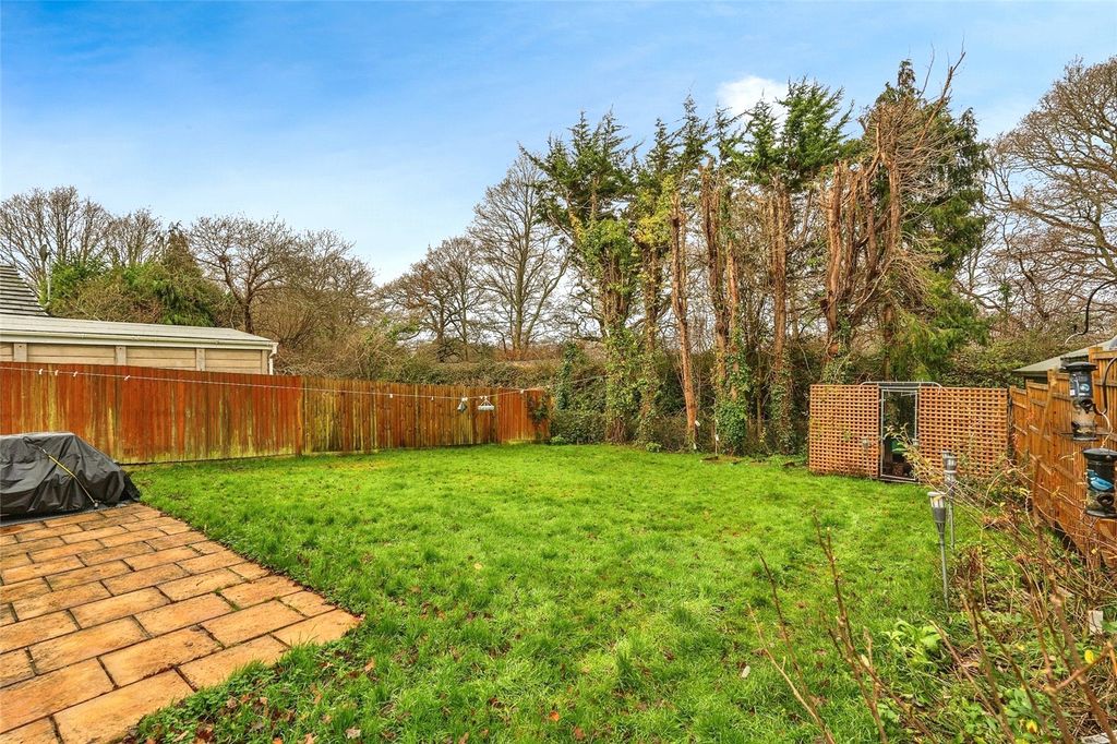 Property photo 2 of 15 Garden