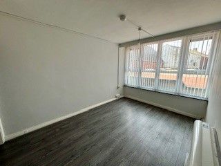 Property photo 2 of 5 3