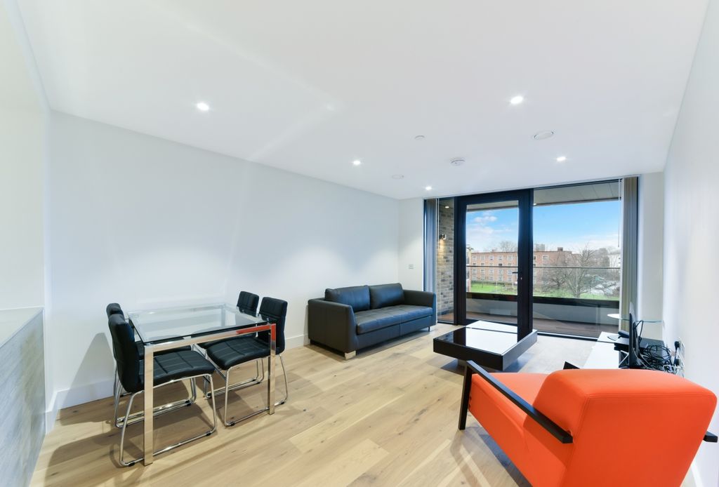 Property photo 1 of 14 Fiftyseveneast, King