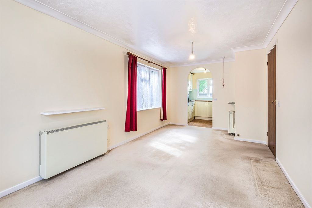 Property photo 3 of 20