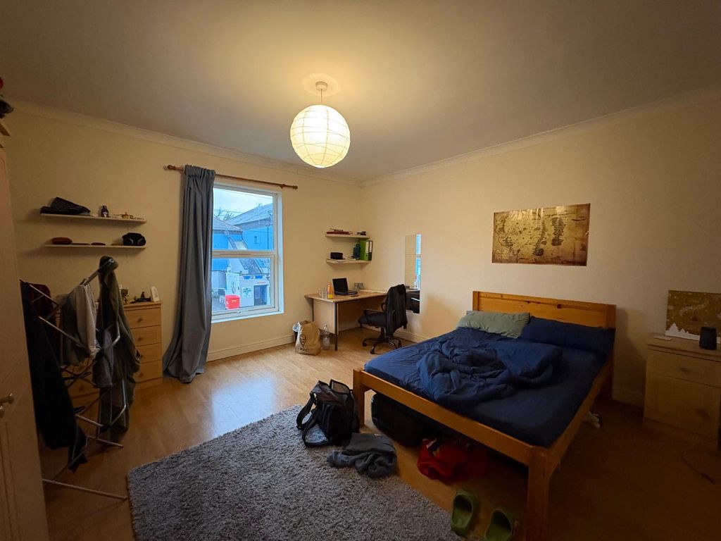 Property photo 2 of 7 Photo-2025-12-08-17-11-26