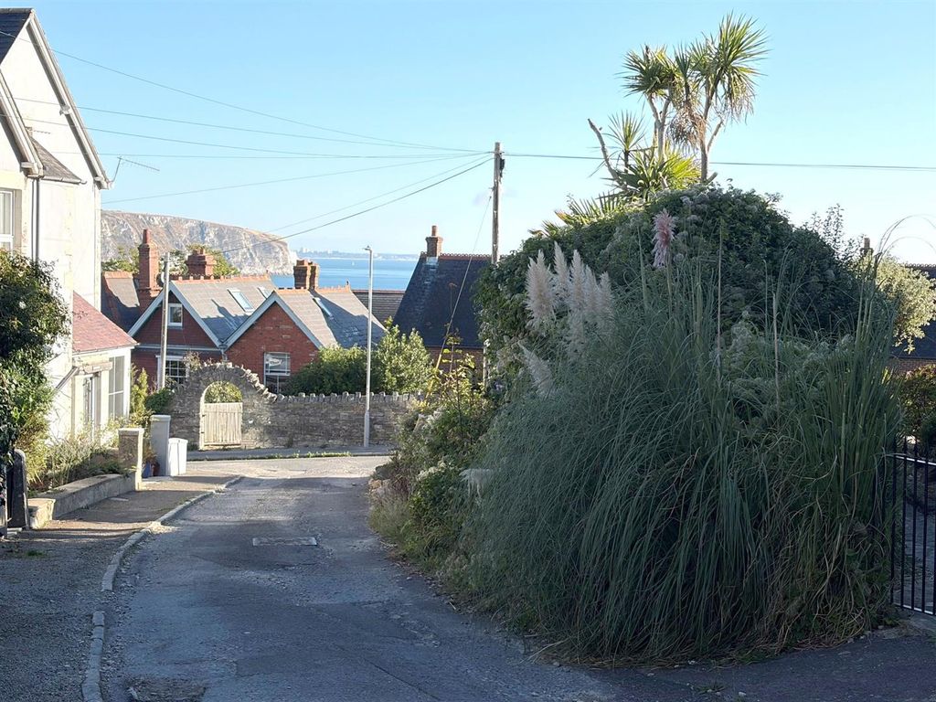 Property photo 1 of 19 4371 Sea View From Road.Jpg