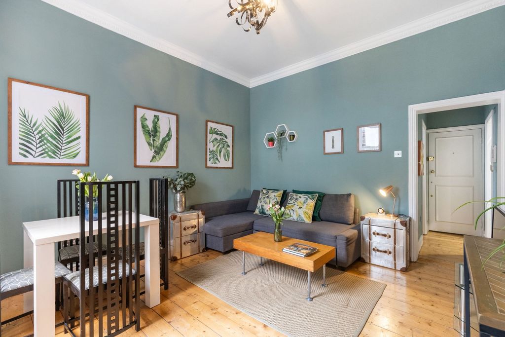 Property photo 3 of 11 4797903