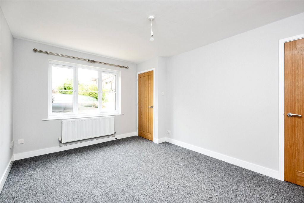 Property photo 3 of 11 Picture No. 06