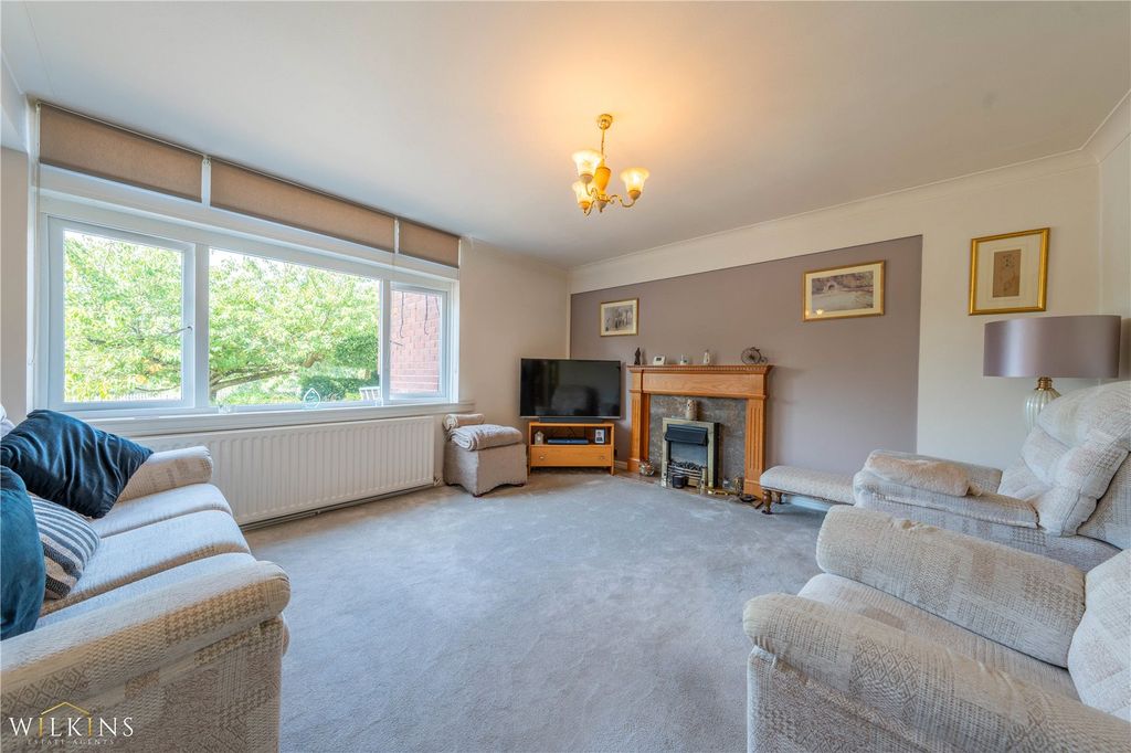 Property photo 2 of 23 Picture No. 07