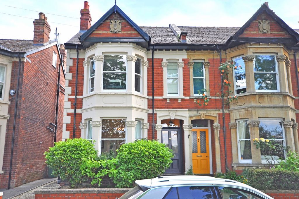 Property photo 1 of 19